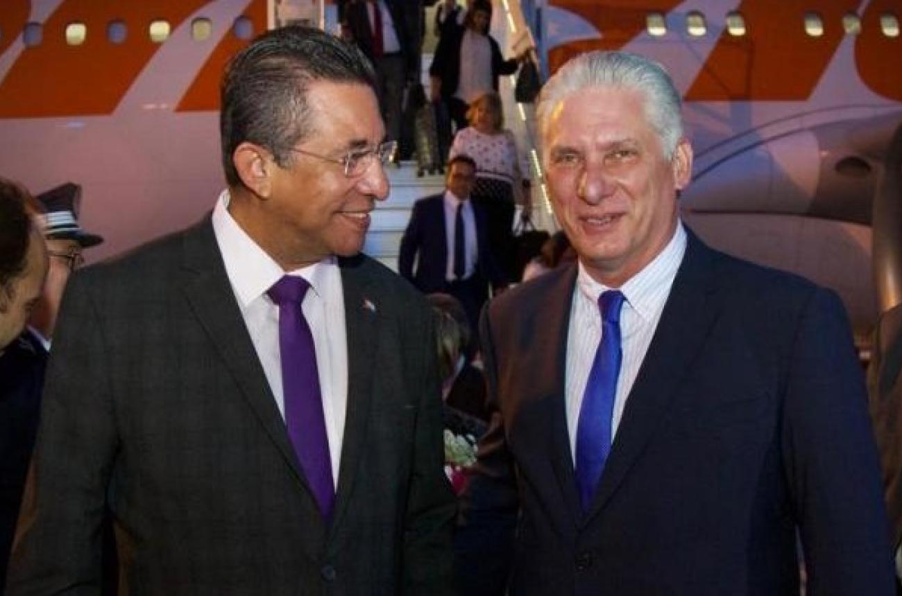 El Primer Secretario del Comité Central del Partido Comunista y Presidente de la República de Cuba arribó a París en la noche de este miércoles, luego de concluir una intensa visita oficial a la República de Serbia