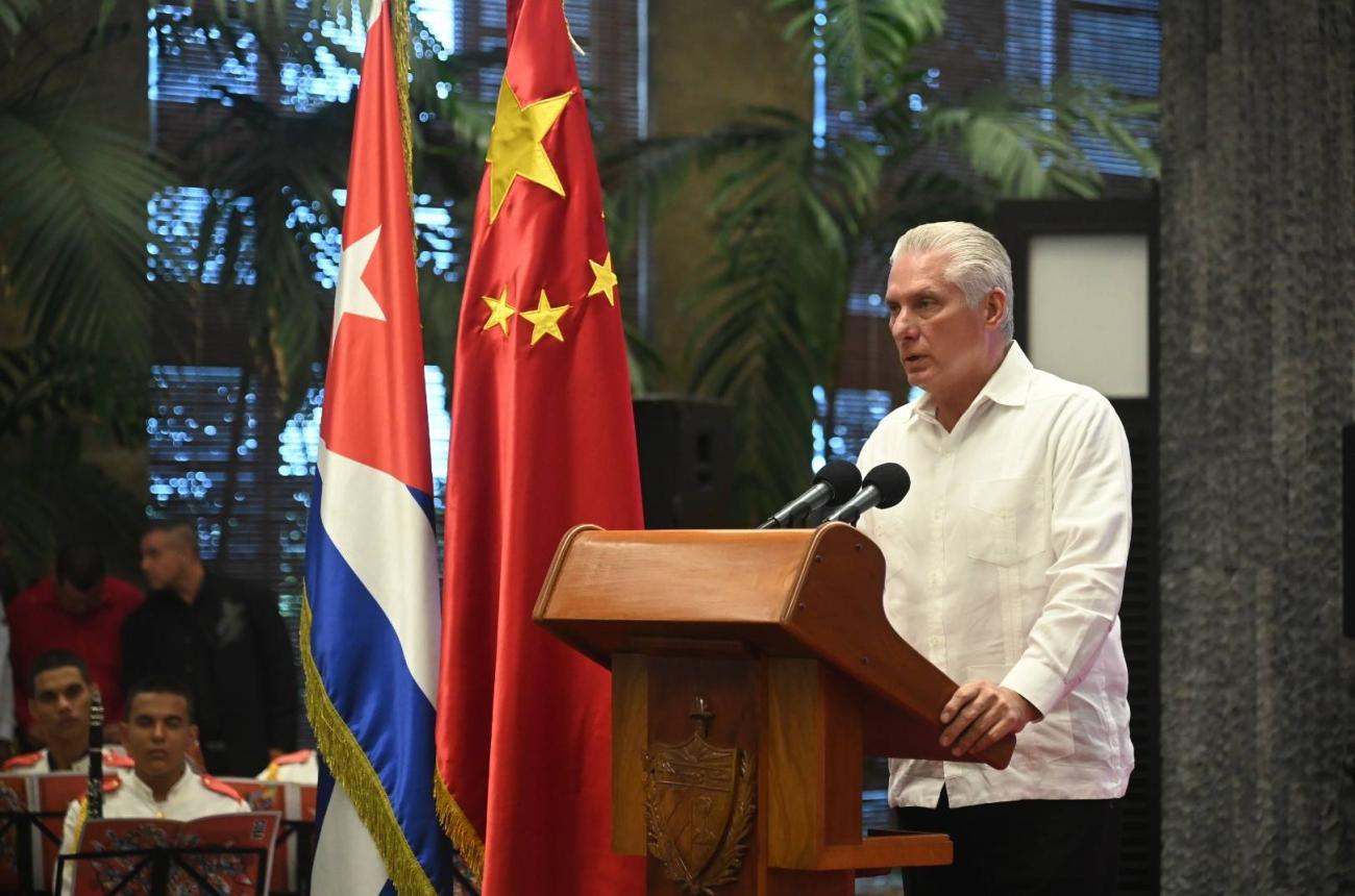 Discurso pronunciado por Miguel Mario Díaz-Canel Bermúdez, Primer Secretario del Comité Central del Partido Comunista de Cuba y Presidente de la República, en el acto conmemorativo por el Aniversario 65 del establecimiento de relaciones diplomáticas entre la República de Cuba y la República Popular China y el Aniversario 76 de la fundación de la República Popular China, en el Palacio de la Revolución, el 29 de septiembre de 2025, “Año 67 de la Revolución”.