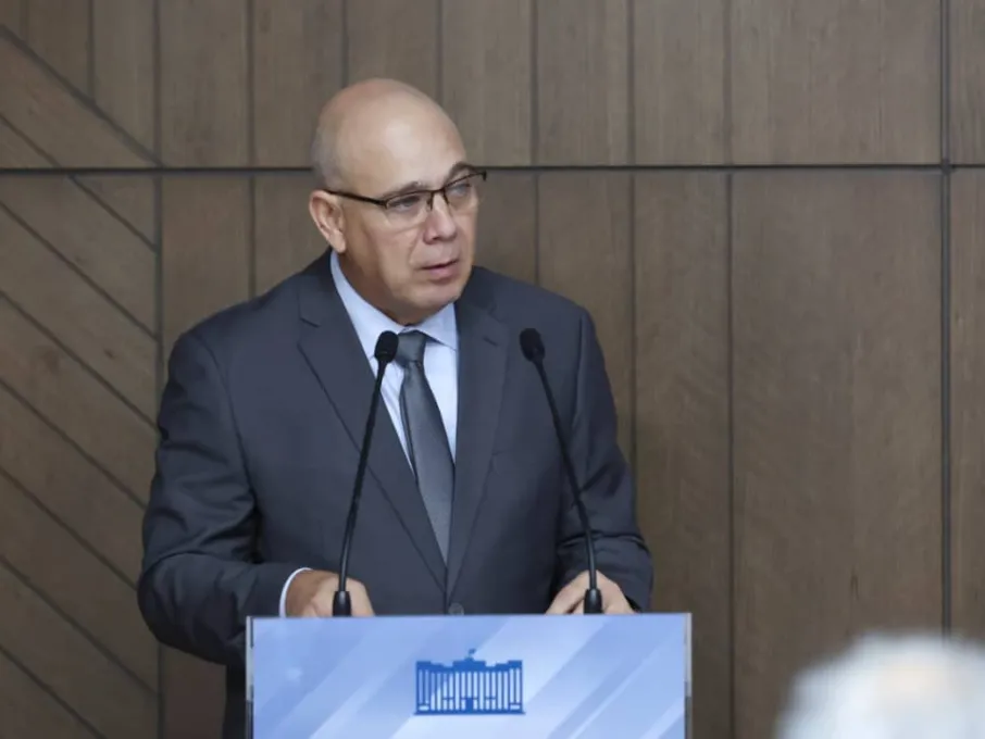 Que esta Orden de la Solidaridad sea un recordatorio perpetuo de que, para Cuba, Rusia es y será un aliado estratégico y un hermano