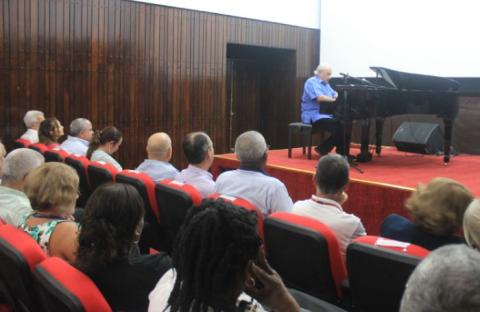 homenaje a fidel en ccpcc