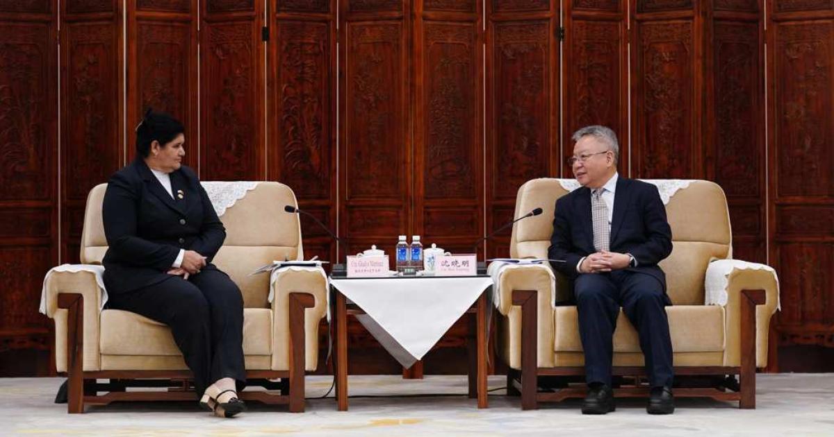 Buró Político del Partido Comunista de Cuba (PCC) y primera secretaria del Comité Provincial en Artemisa, Gladys Martínez.